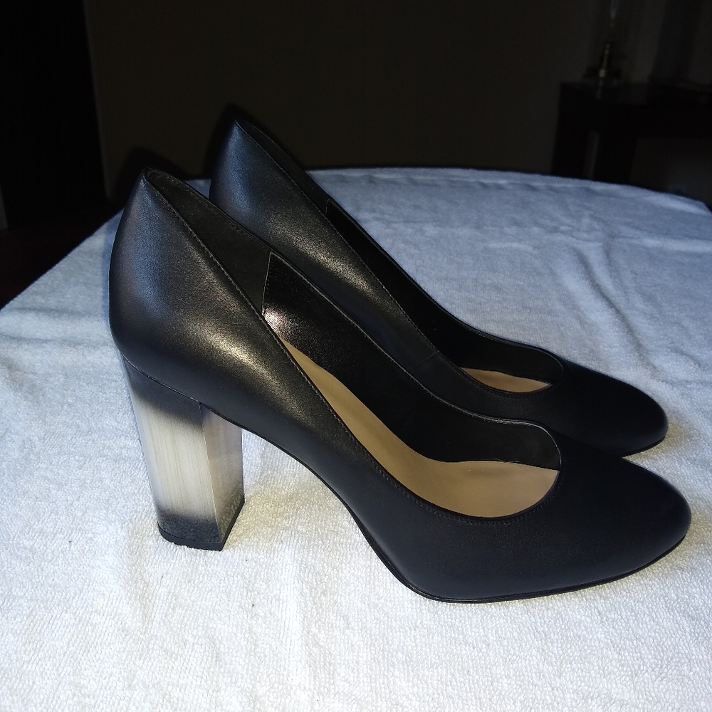 Donald j pliner "Hadley" block heel pump